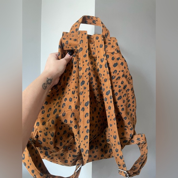 ❌ SOLD BAGGU backpack ❌ - Picture 2 of 3